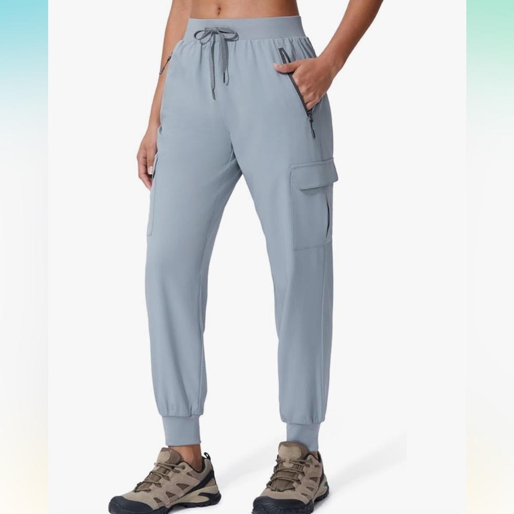 NWT Gray Cargo Jogger Pants - Size XS